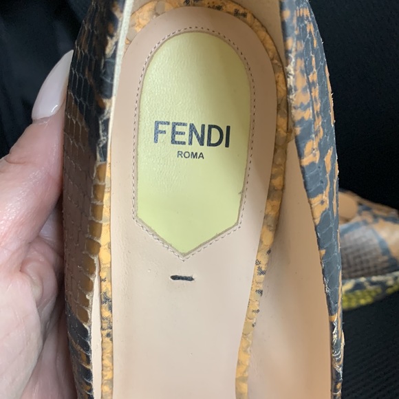 FENDI Python shoes - Picture 2 of 6